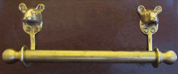 Mouse Brackets with 5/8" rod and finials