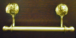 Boykin Spaniel Brackets with 5/8" rod and finials