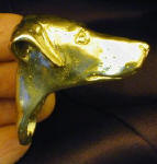 Doberman (natural ears) Deluxe! Finger Pull, side view