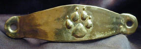 Dog Paw Narrow Pull, Horizontal Alignment